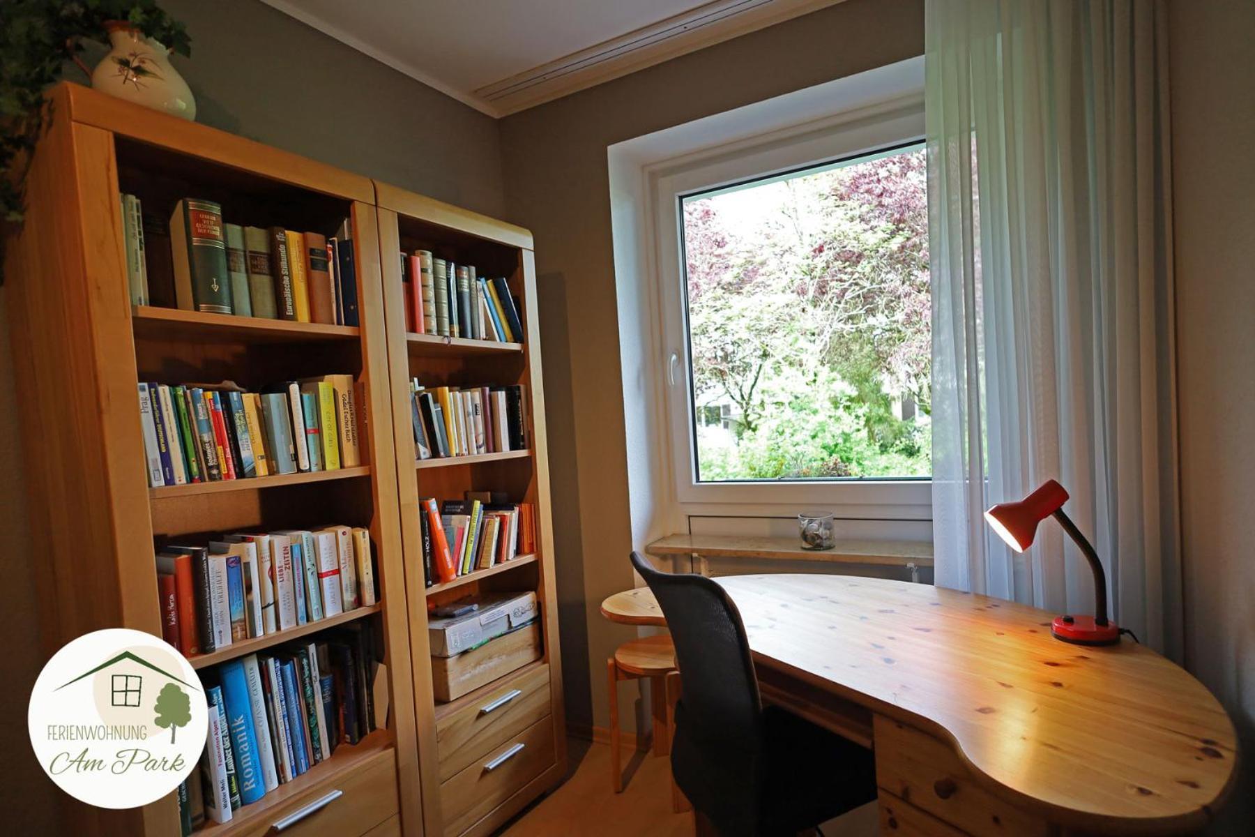Grosszuegige Wohnung Am Comberg-Park Метманн Экстерьер фото